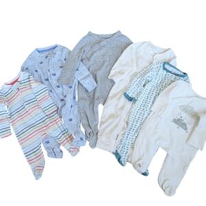 Bundle (6) Baby 0-3 Months Onesies Sleepwear PJ Hallmark Baby Starters Gap